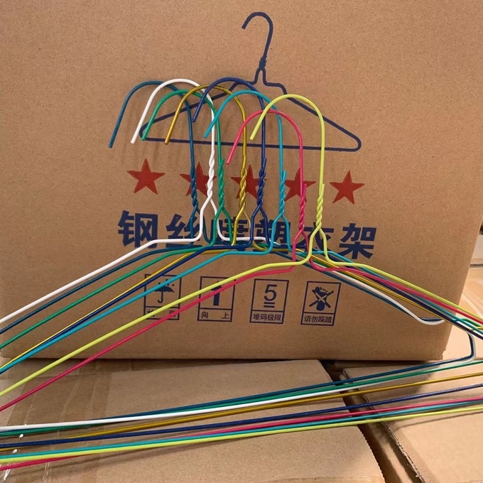 Clothes Wire Hanger Made of Galvanized Wire Material
