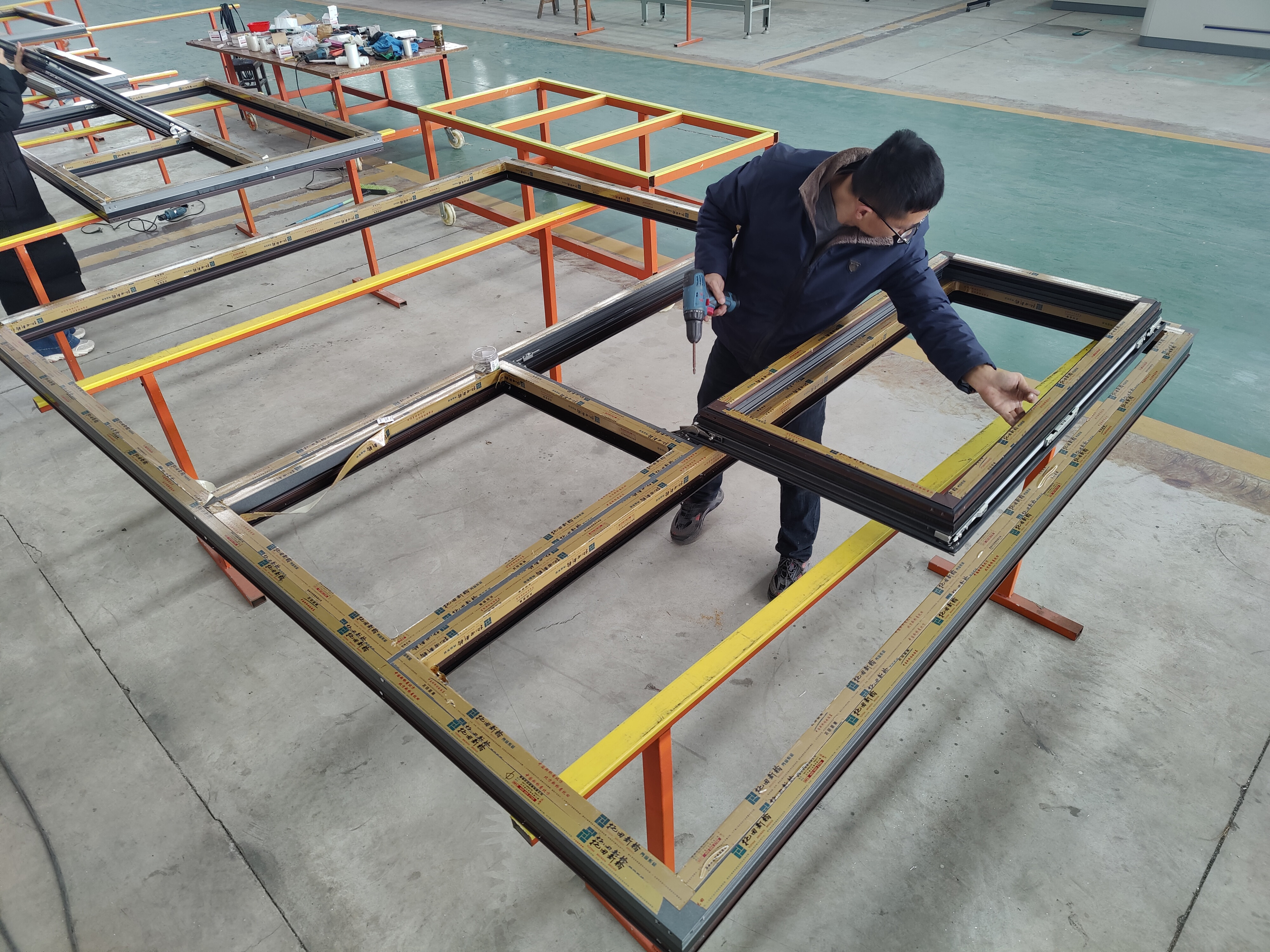 Safety Sound Heat Insulation Aluminum Sliding Folding Casement Break Bridge Aluminum System Windows