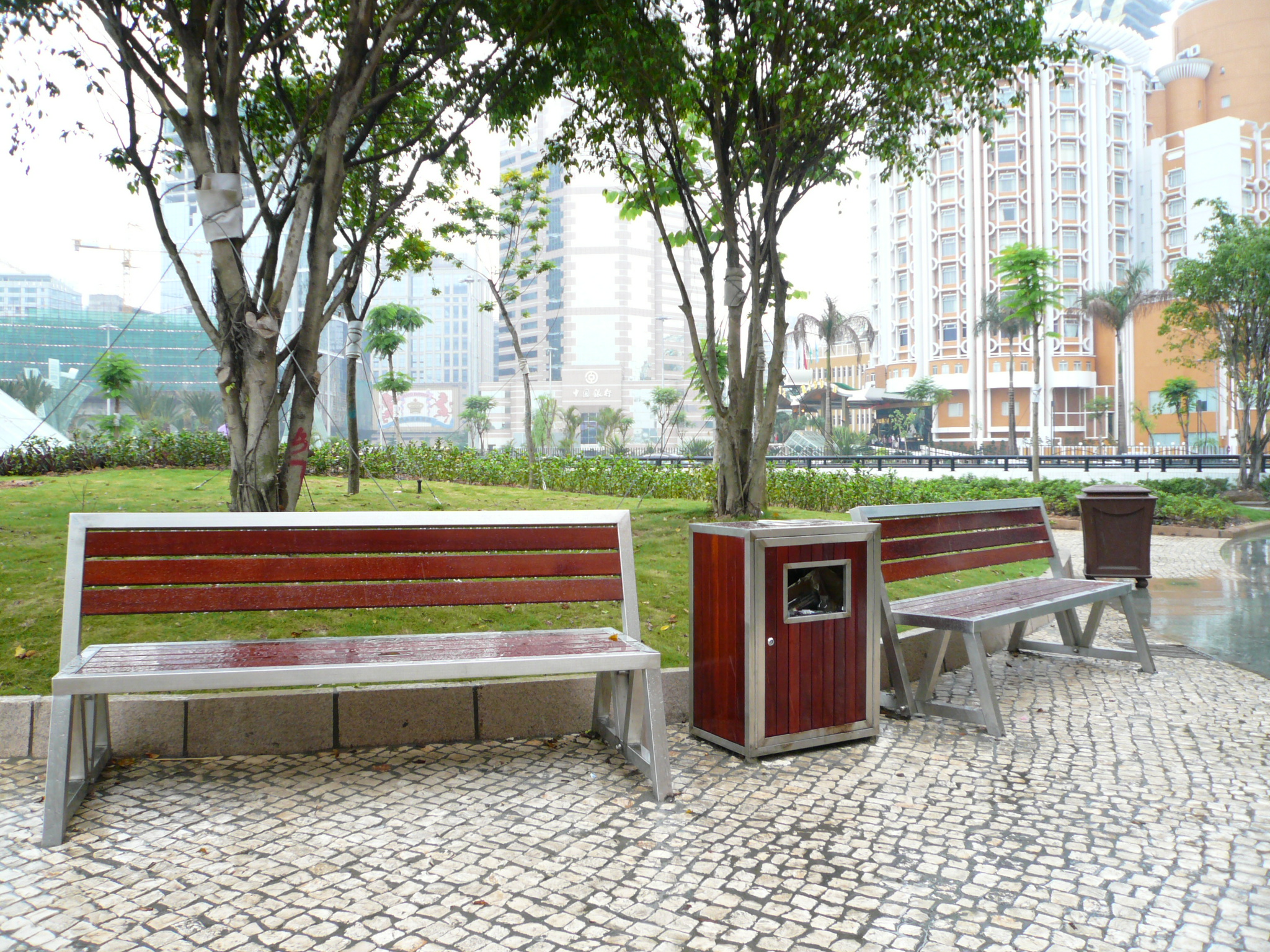 3 In 1 Outdoor Recycling Bins , Surface Mounted Rectangular Metal Trash Can