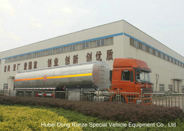 Liquid Alkali Tanker Trailer With Stainless Steel Polished Tank For Sodium Hydroxide