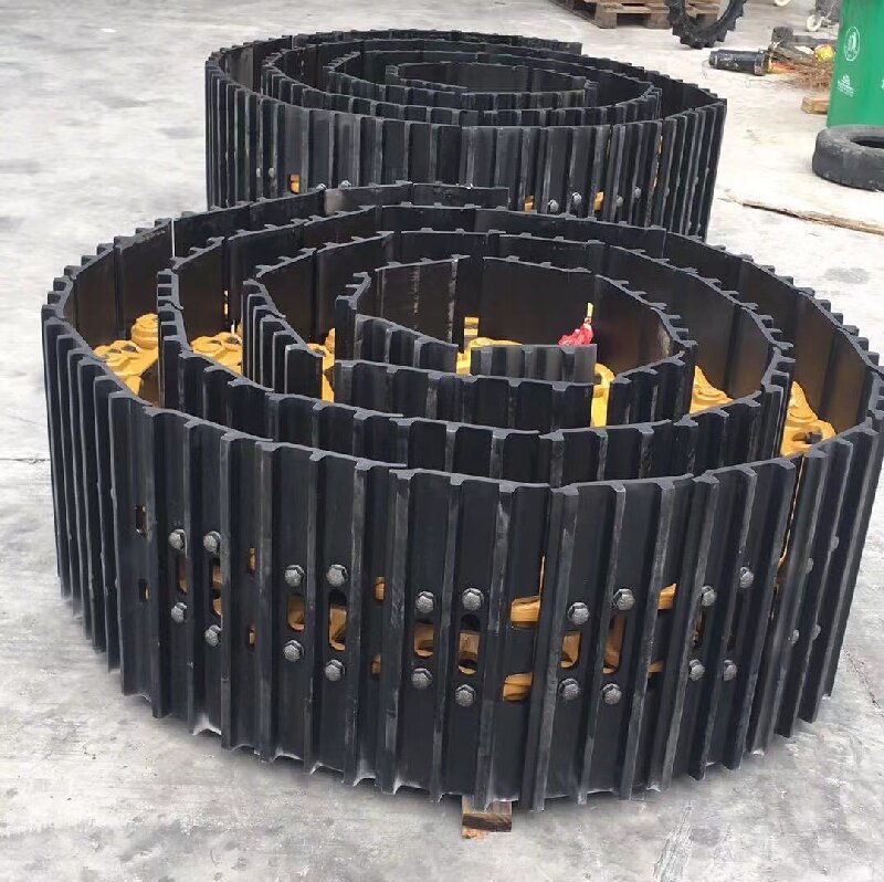 Construction Machinery Parts Group Excavator Track Link Assembly Durable Track Chains