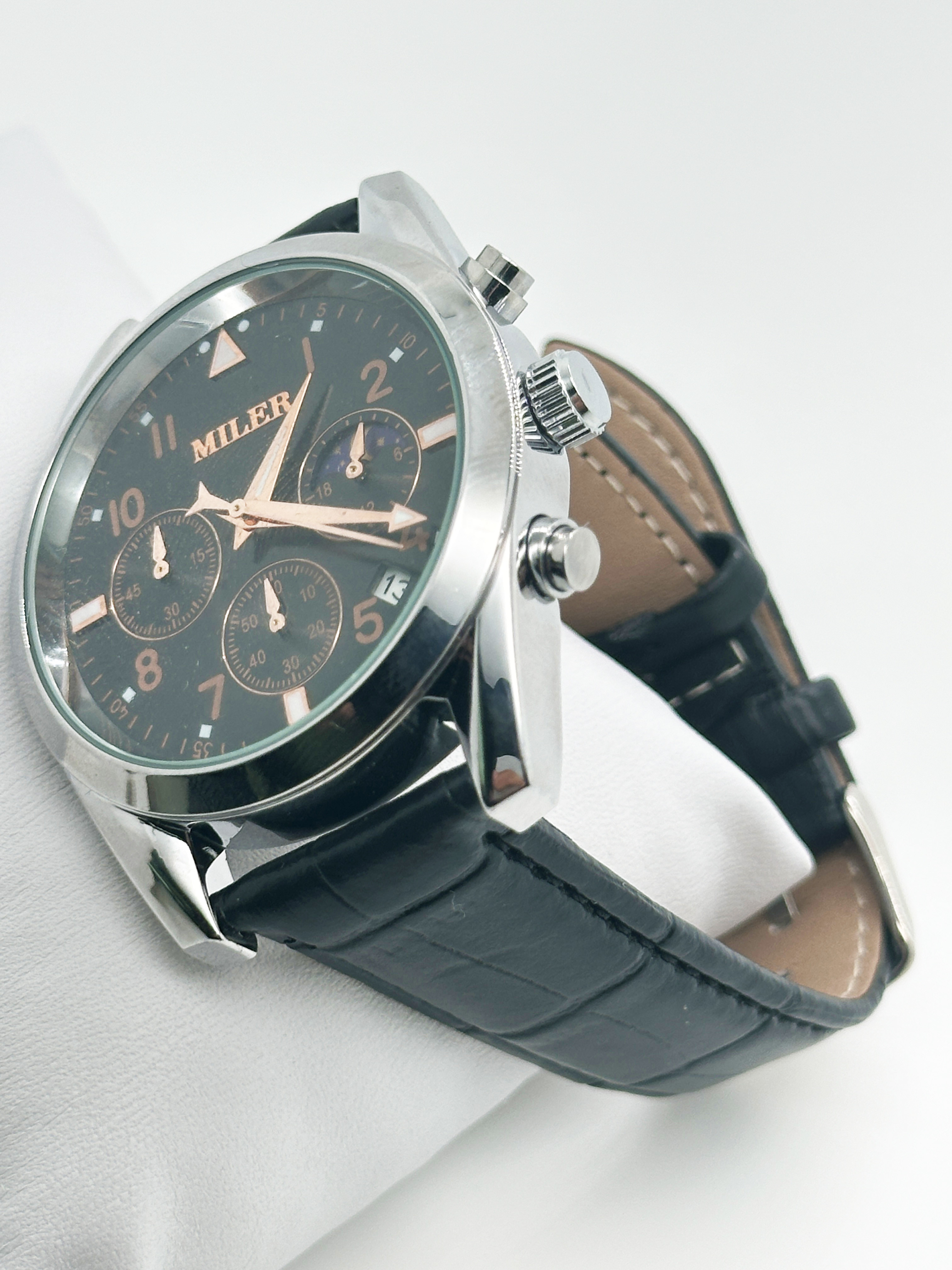 OEM Round Leather Wrist Band Watch Gift Quartz Watch Customized