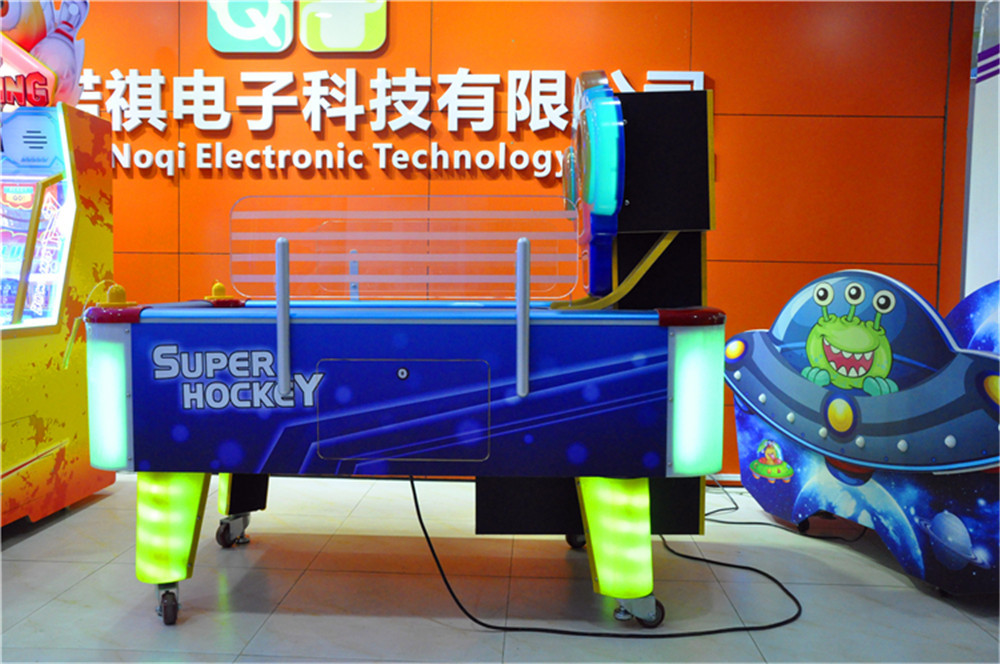 Electric Sports Arcade Machine 2 Player Air Hockey Multi Ball For Kids Amusement