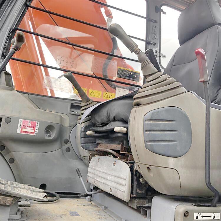 Original Hydraulic Pump Hitachi EX200 EX200-5 Used Excavator with Durable Japan Technology