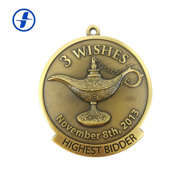 Plating Gold Brass Custom Metal Medals , Custom Award Medals For Souvenir