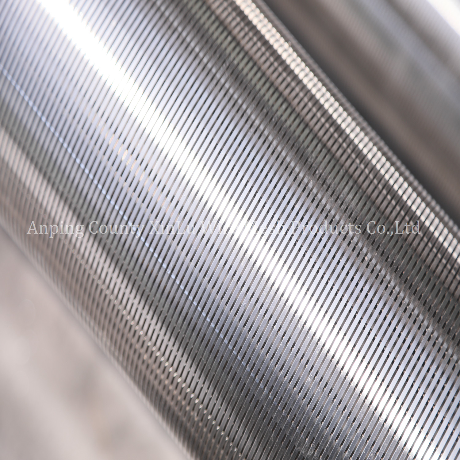 Polished Non Magnetic Stainless Steel Wedge Wire Continuous Slot Screen Tube Johnson V Wire Strainer Pipe