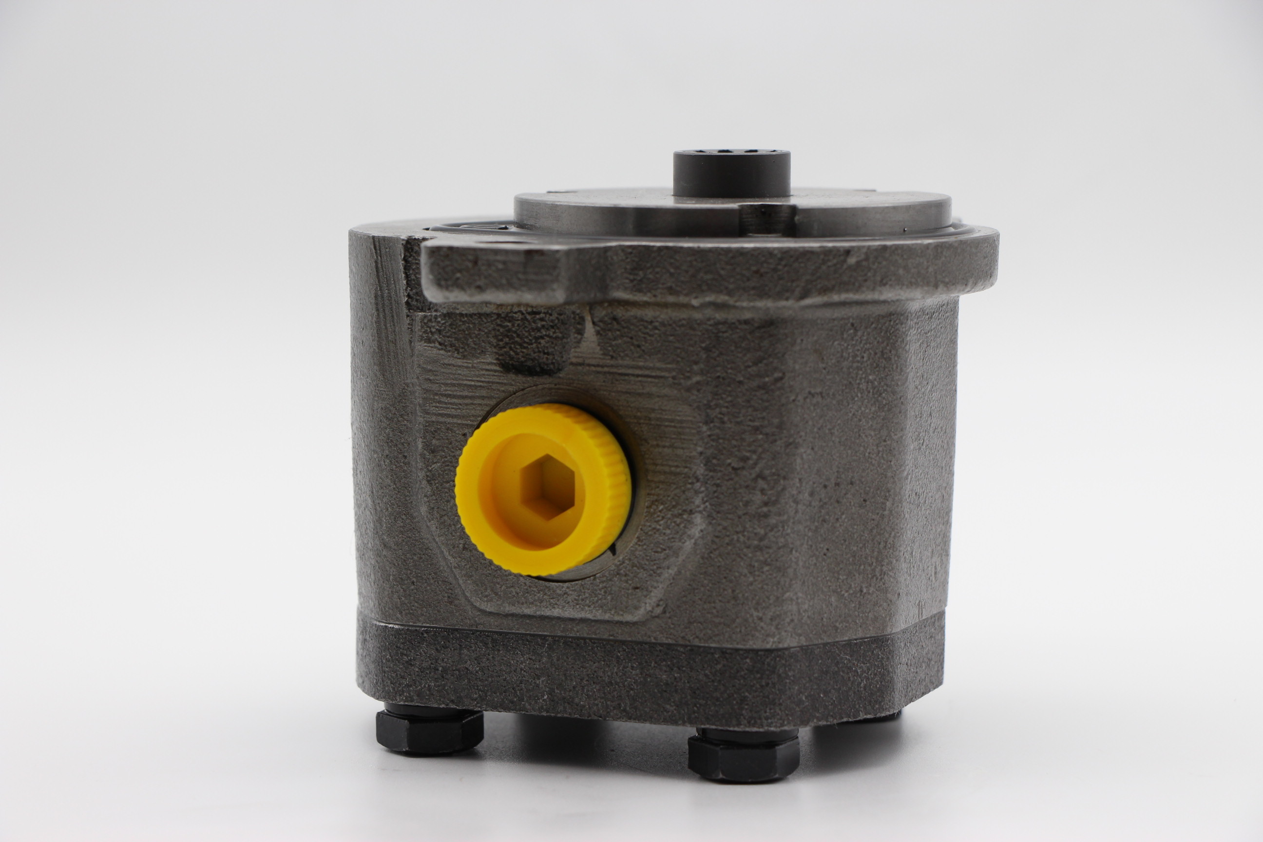 Hot sale good quality AP2D18 gear pump plito pump for E305 SK60-8 SK55 excavator