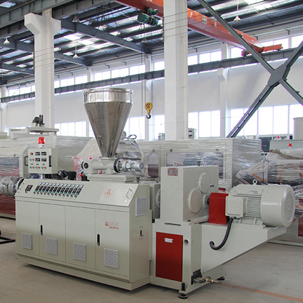 Long Service Life Extruder Machine for Customized Color PVC PE Pipe Production Line