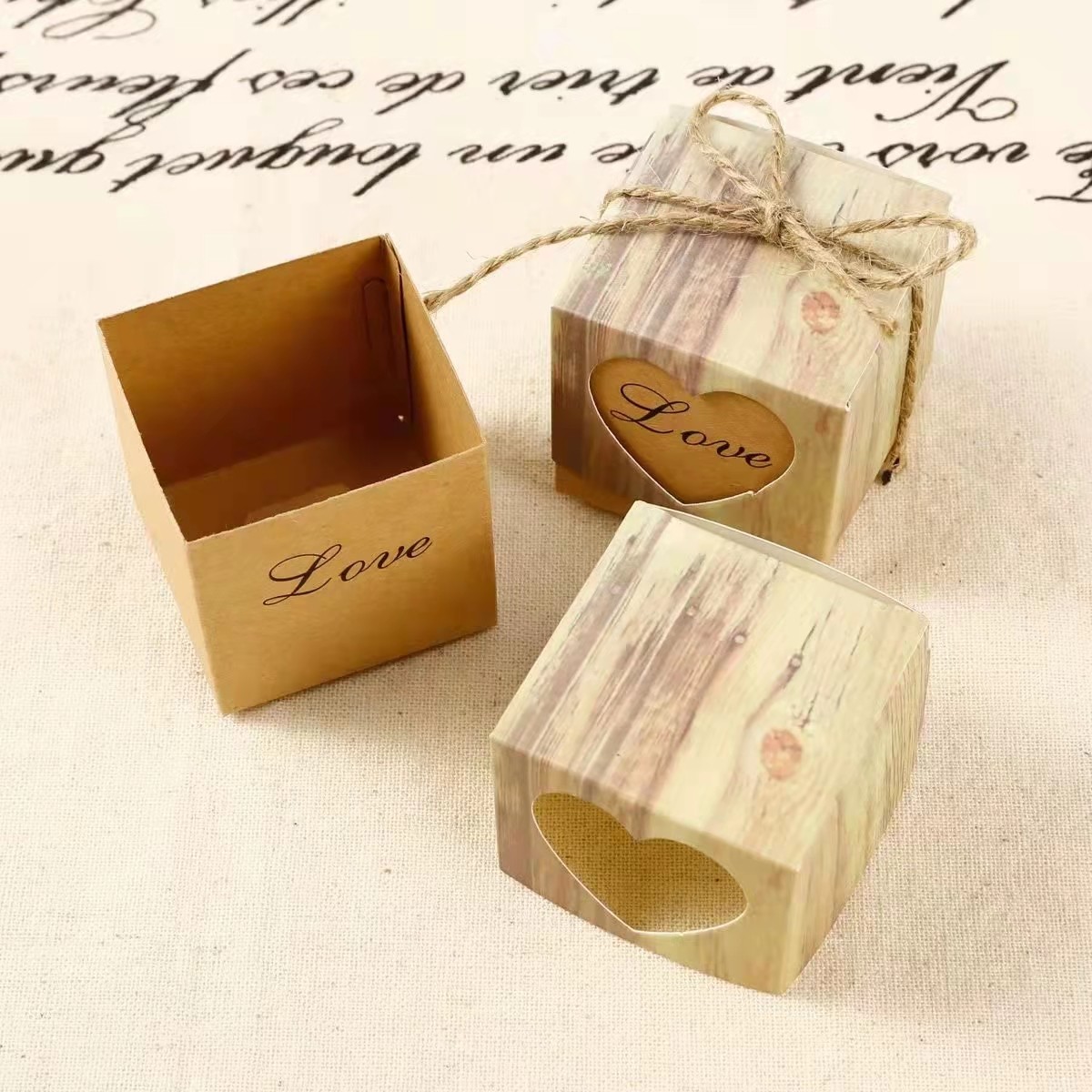 Laser Cut Heart Wedding Paper Box 5x5x5cm Birthday Party Favor Boxes