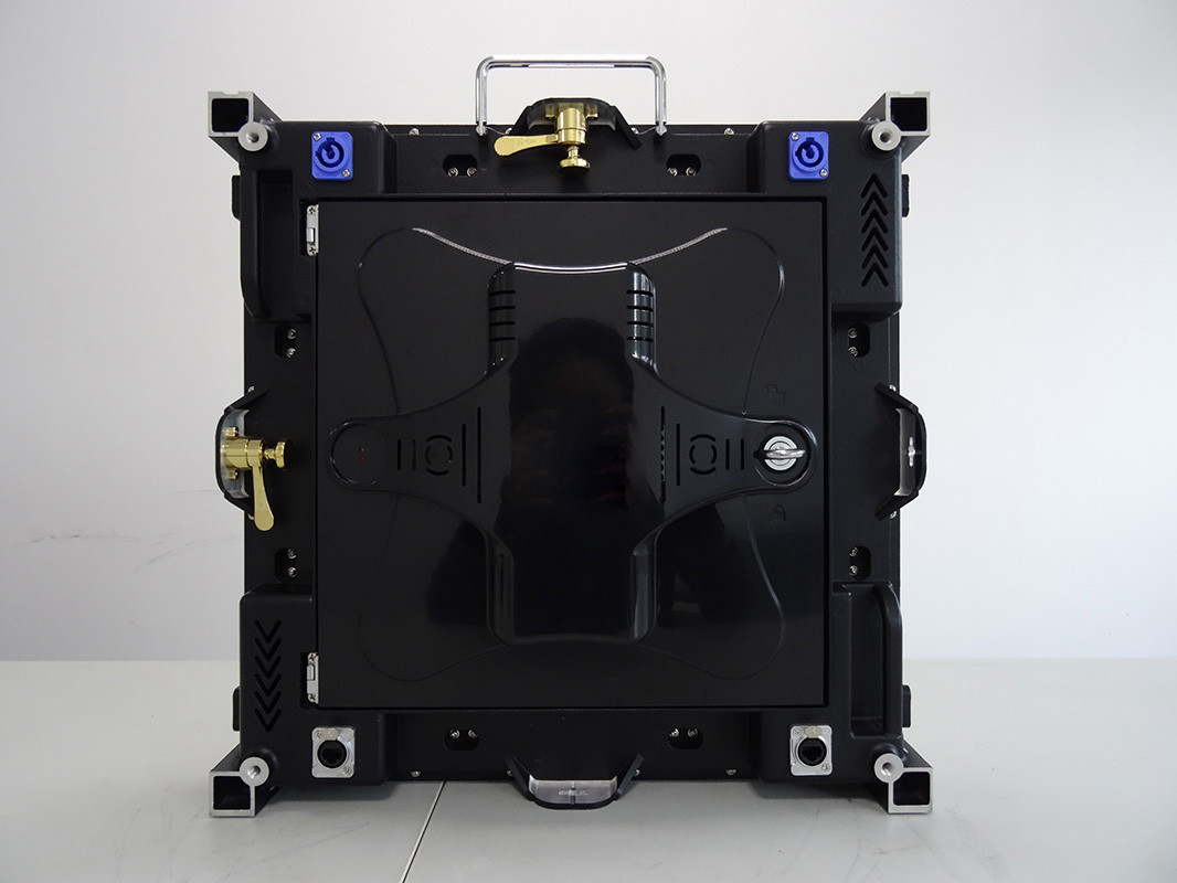P2.5 / 5000 Nits High Brightness LED Display IP45