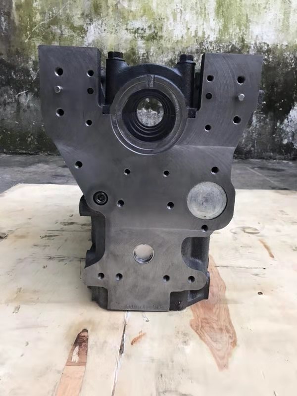 Forklift Parts Excavator Engine Parts 4D94LE Cylinder Block 729908-01560