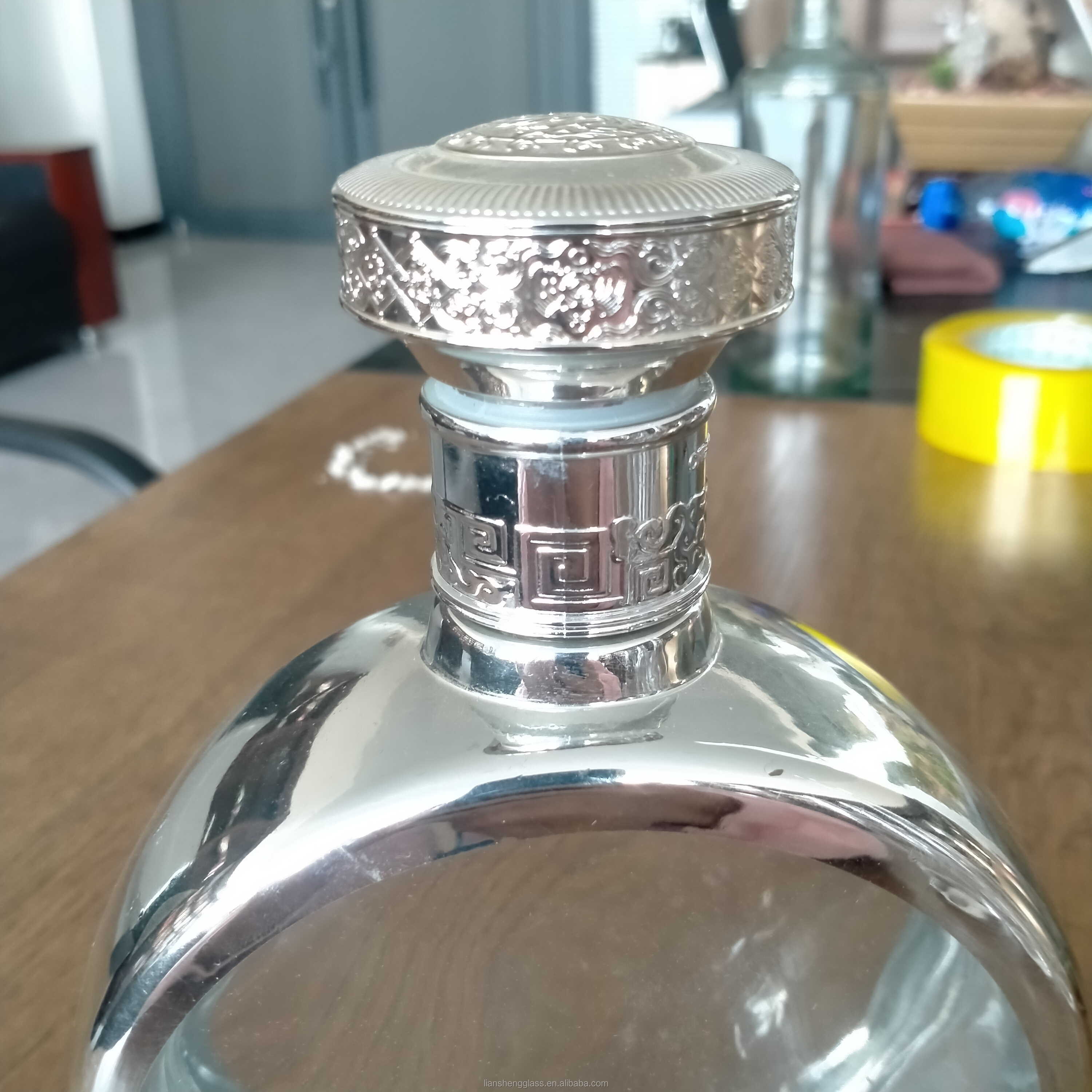 Clear Edge Electroplated Silver Sparkling Round Empty Champagne Glass Bottle 500ml