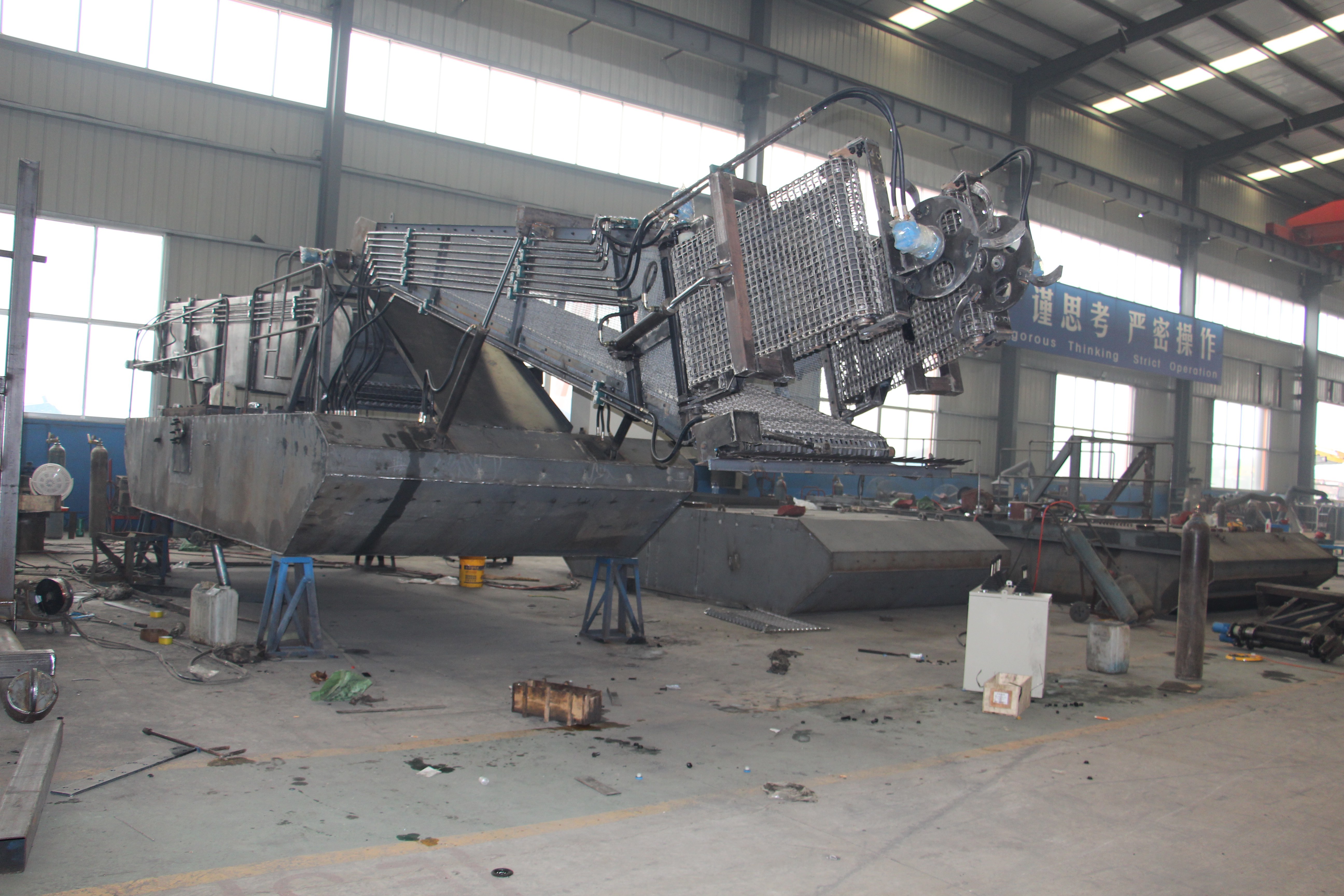 Aquatic Weed Harvester for river clean color customzied reed harvester