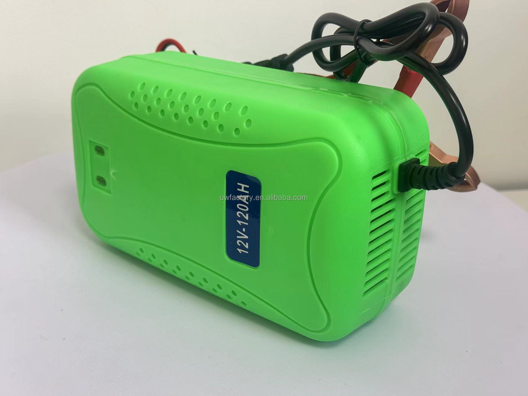 Electric Vehicle E-bike Scooter Battery Charger 12V 6A with UK Us Au EU Plug and Intelligent Charging