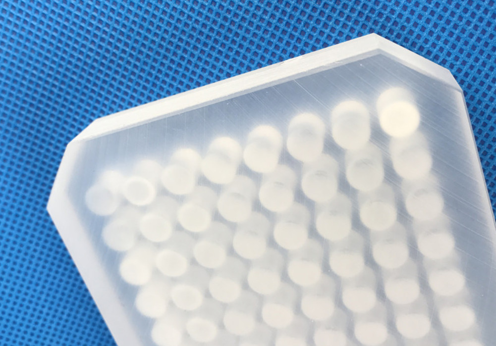 Ultraviolet Transparent Quartz 96 Well Plate For Microplate Reader