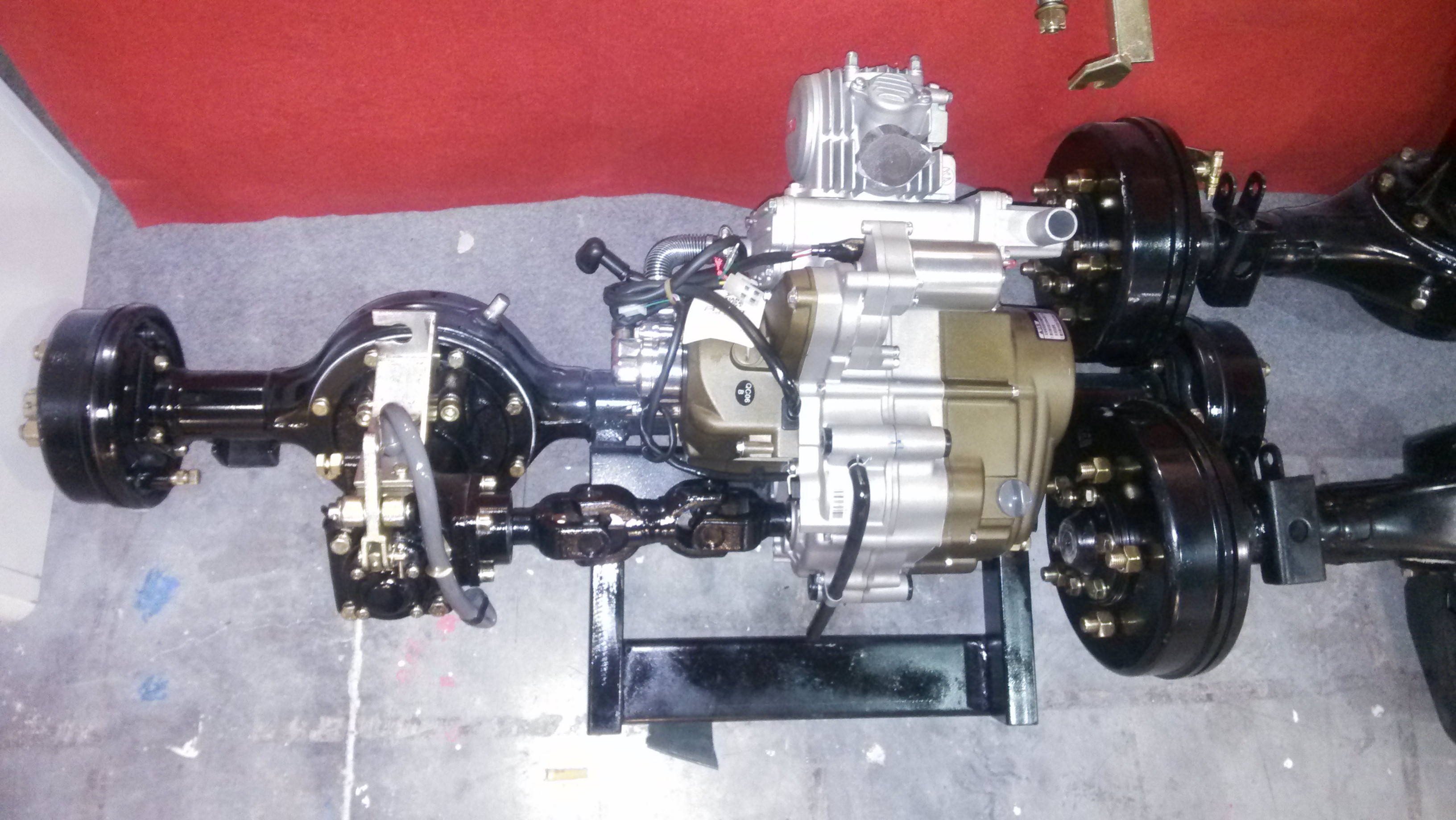 Bajaj Passenger Model Rear Engine Axle Gearbox With Forward And Reverse