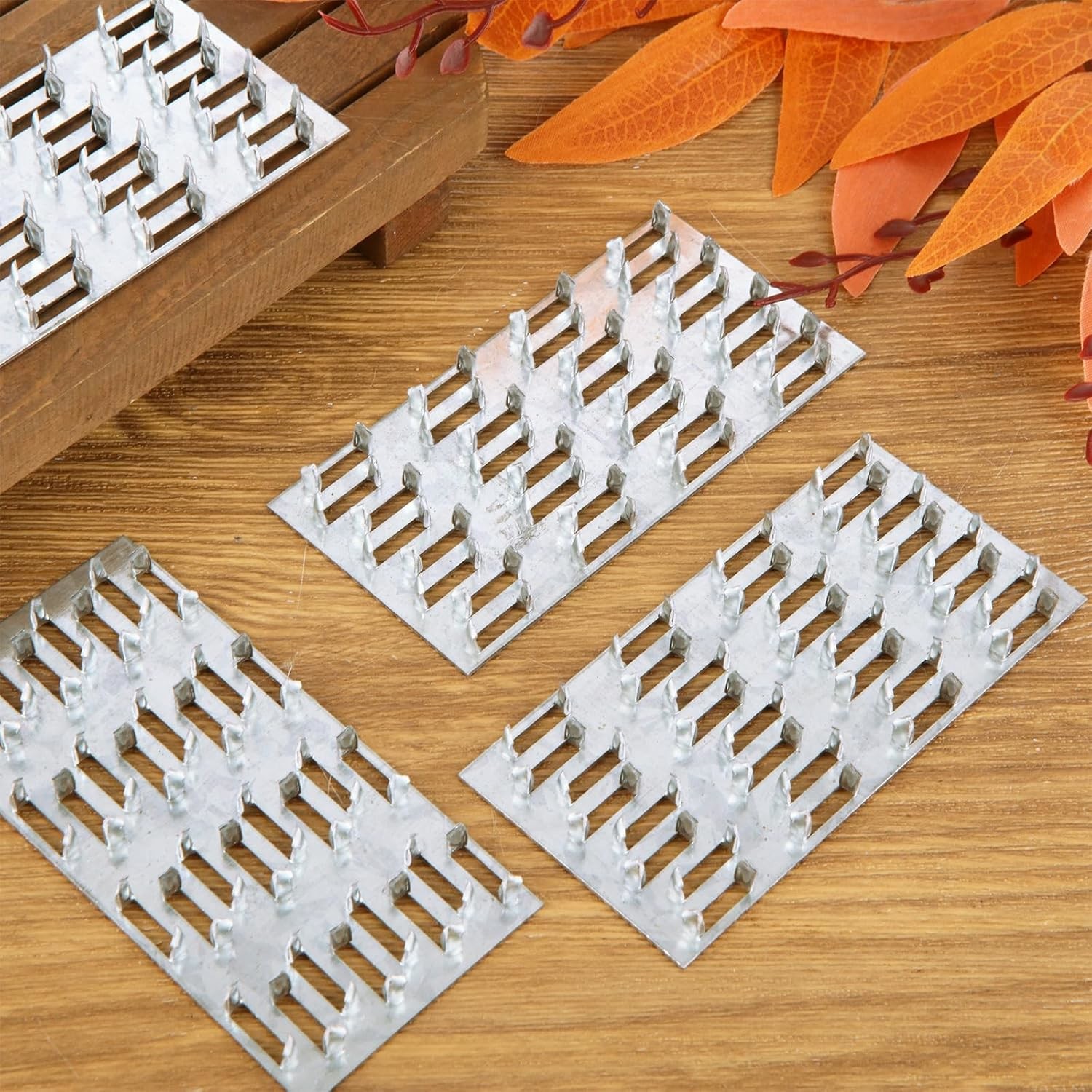 Pronged Truss Plates with 8mm Nail Teeth Galvanized Steel Flat Mending Plates Repair Tie Plate Bracket Thickness 1mm for Timber Roofing Wood Truss