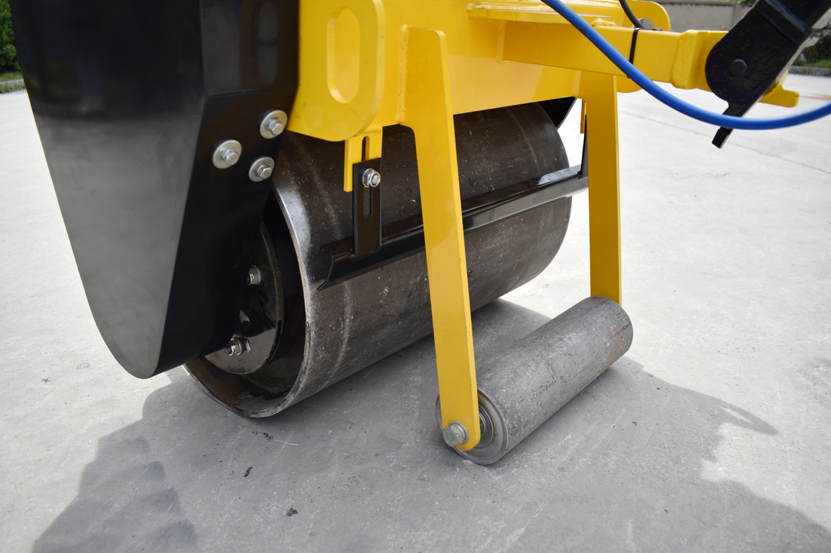 Double Wheel Pavement 450mm Walking Road Roller For Construction