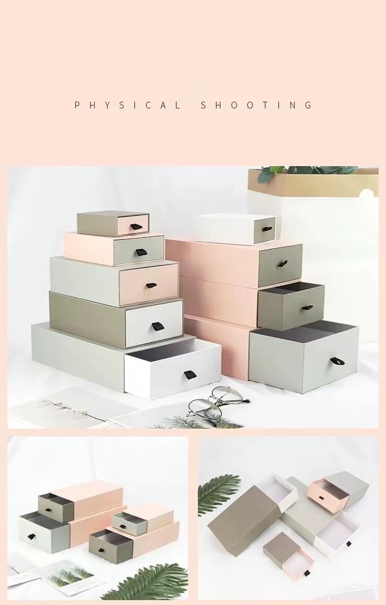 Velvet Inside 85x85x35mm Custom Paper Jewelry Boxes gift box packaging Matt Lamination