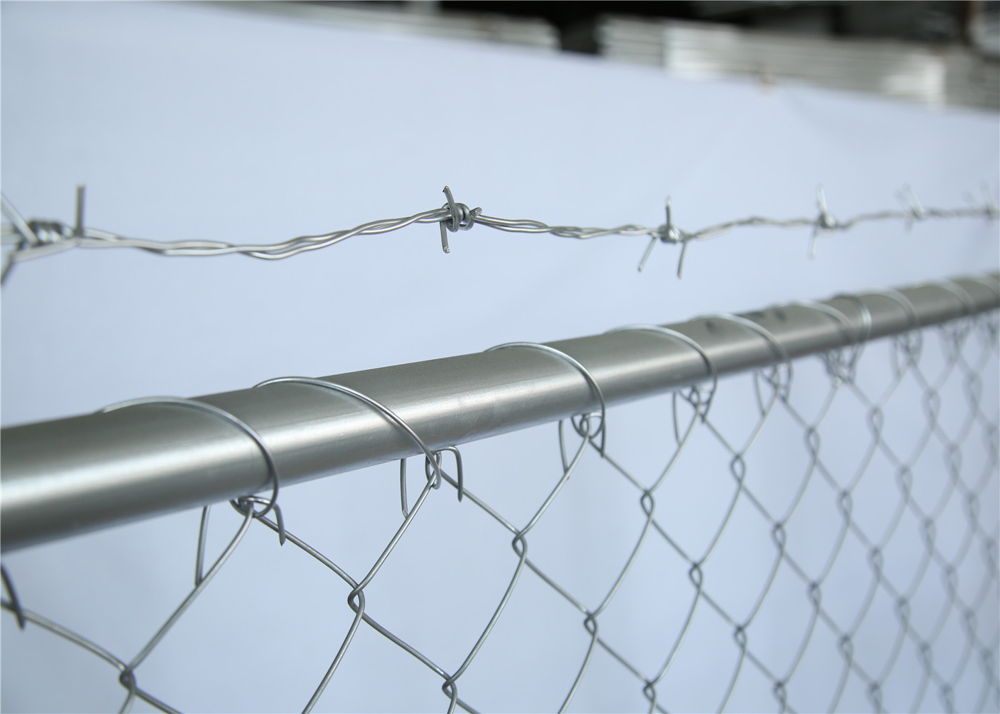 Cross Brace Chain link Construction Fencing Panels OD 41.20mm Wall thick 1.5mm 6'x12' Mesh 57mm x 57mm Diameter 2.2mm