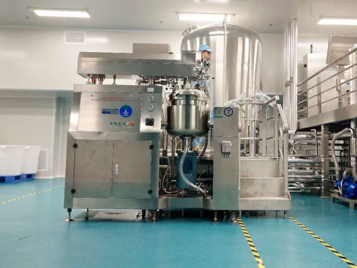 Vacuum Liquid Soap Mixer Machine 500 L Gel Making Machine With Homogenizer