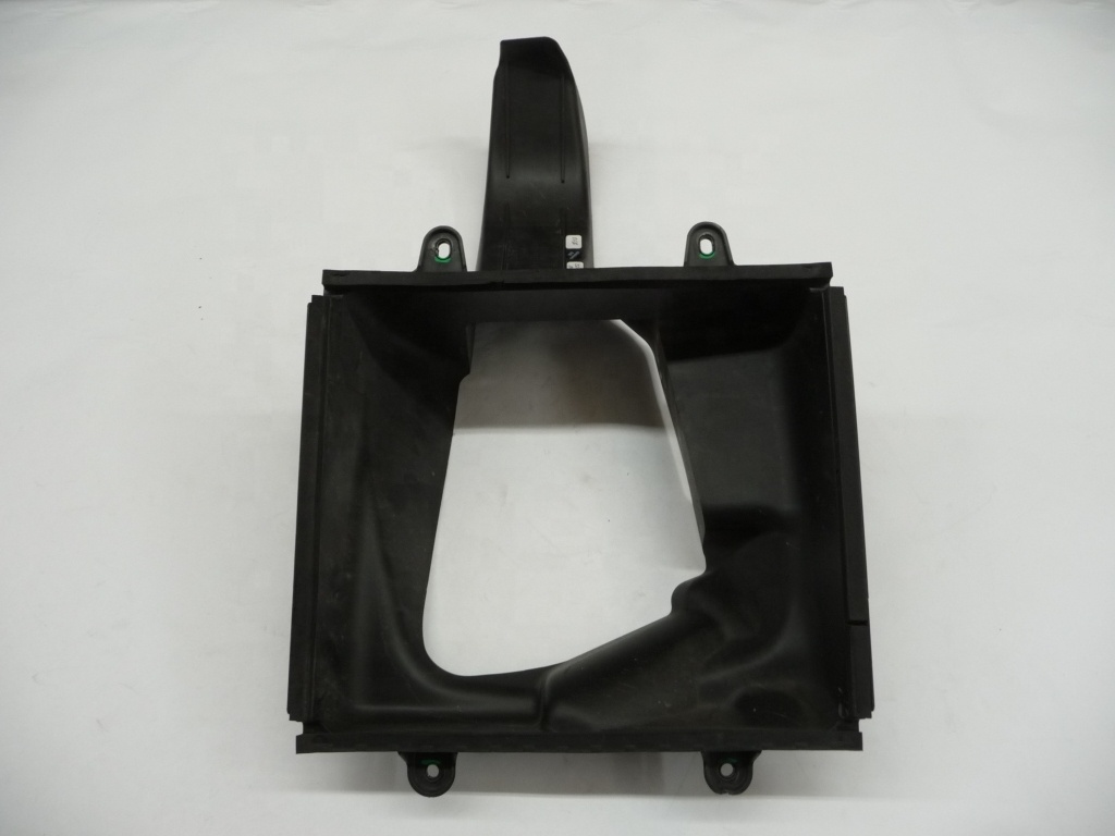 Maserati Ghibli LH RH Side Air Duct 670004140 670004139 Perfect For Car Fitment Needs