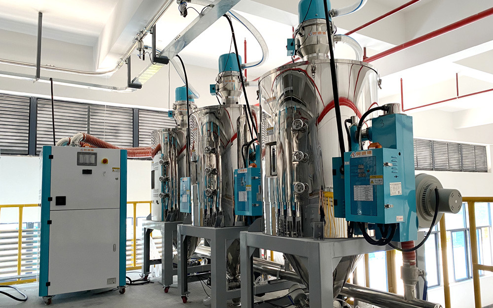Central Plastic Material Conveying Feeding System for Extrusion Process OMCS-80