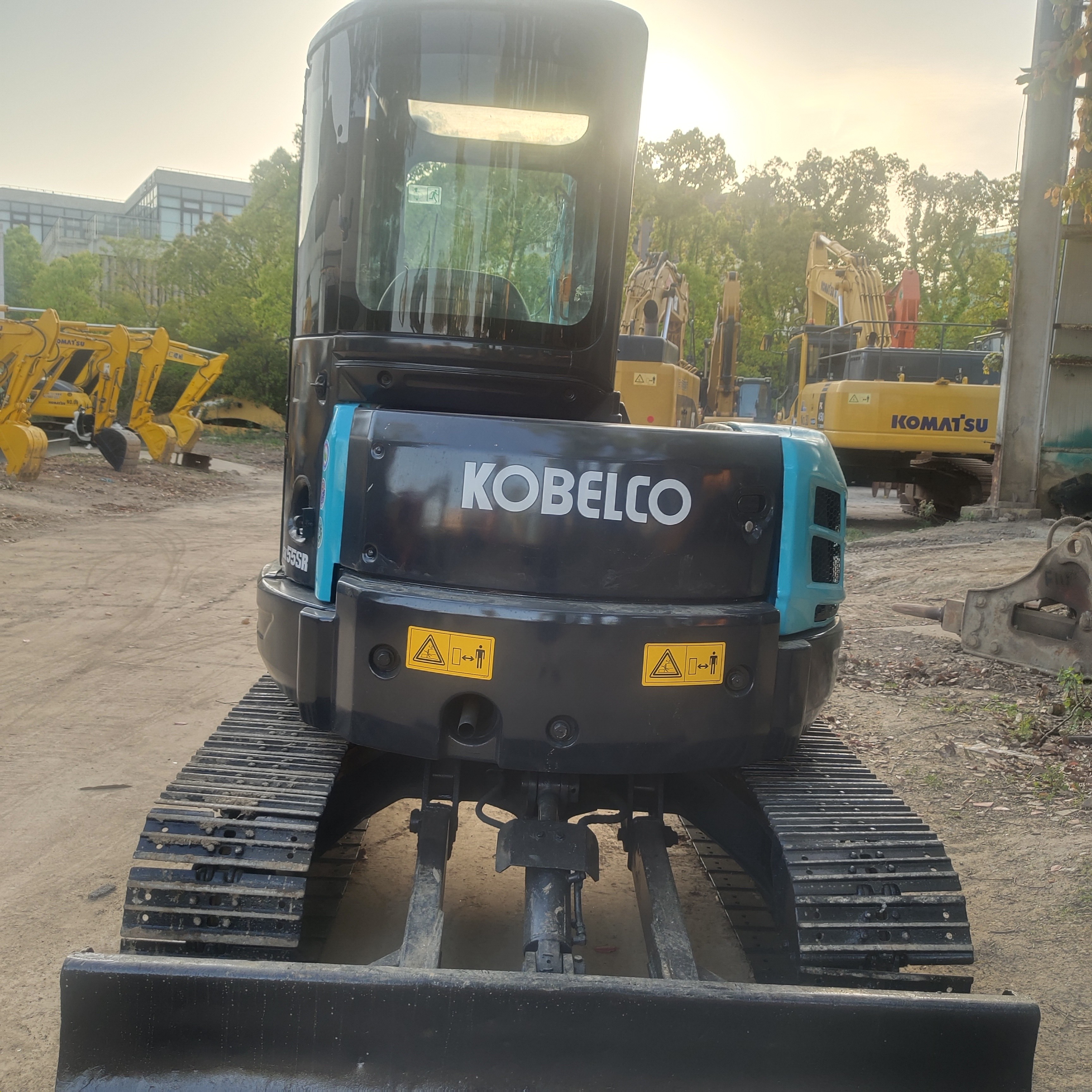 High Quality Kobelco SK35SR Tracked Second Hand Excavator For Sale