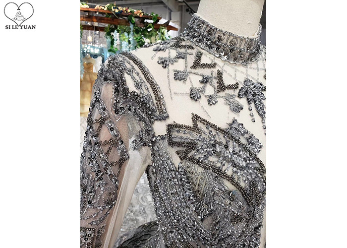 Backless Grey Tailor Made Prom Dresses , Long Sleeve Ball Gown Luxury Beading