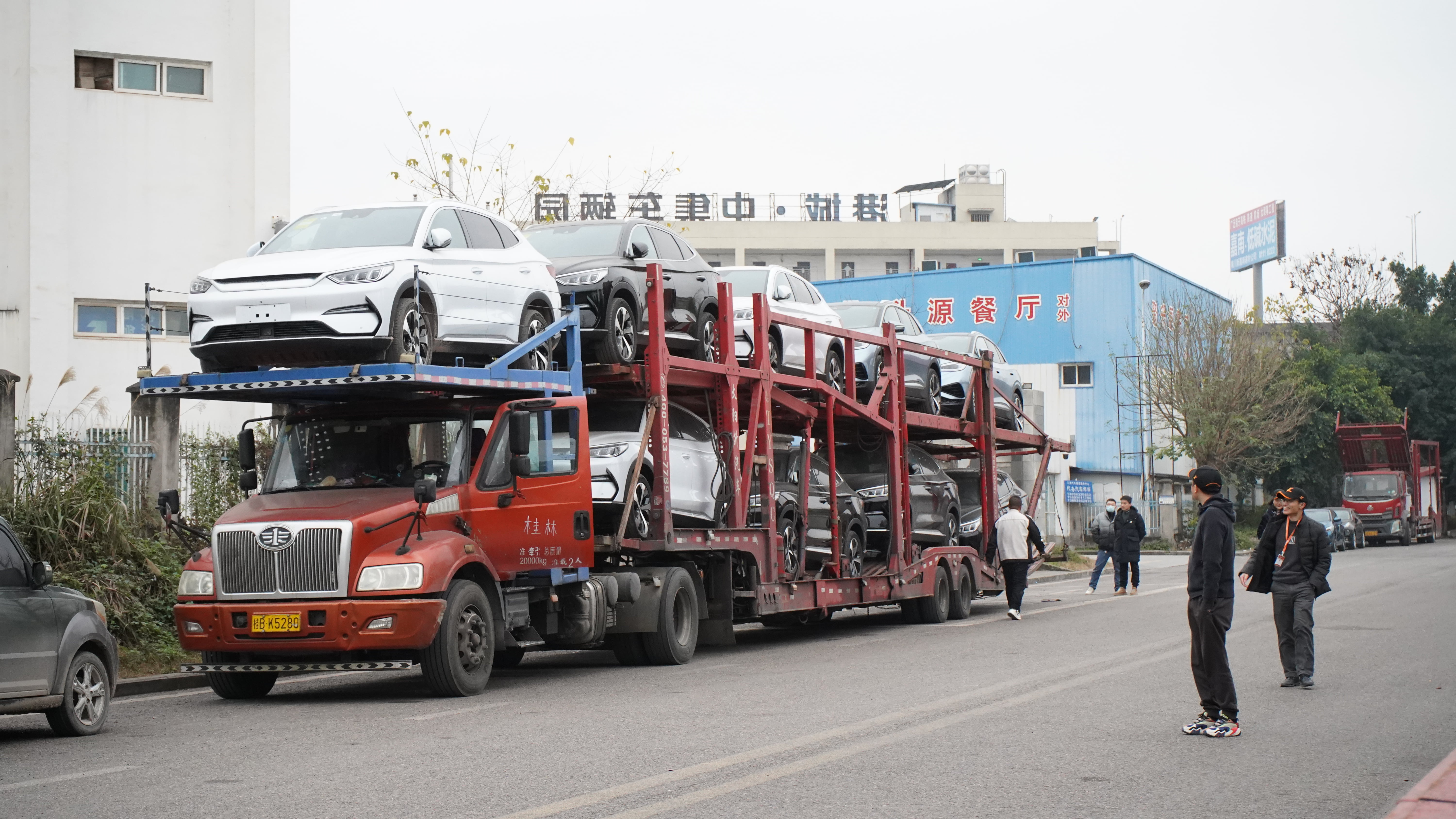 2023 4WD Zeekr-001 new energy cars Energy Vehicle High Speed Electric Car EV Sedan 550Km 610Km 715Km Krypton Geely Zeekr 001