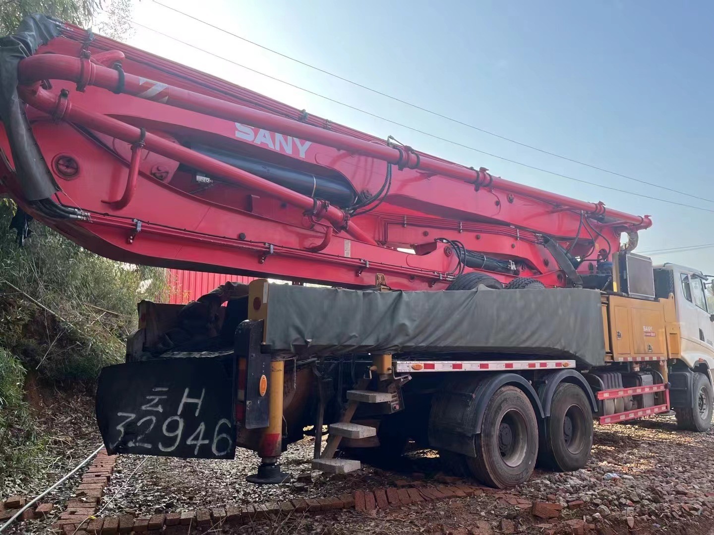Sany 62m 49M 56M Used Concrete Pump Truck With Large Working Range For Construction Sites