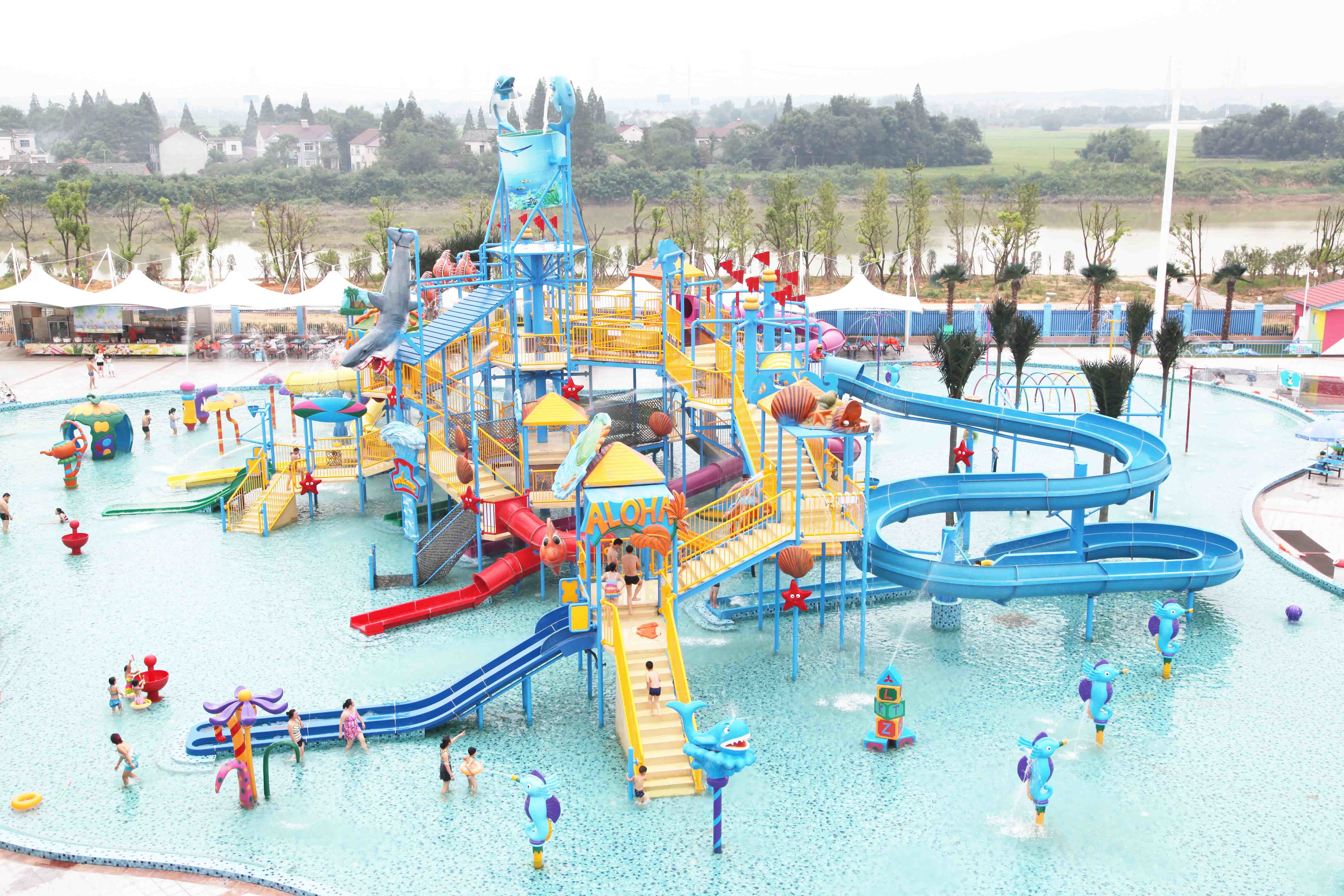 Gaint Water House Aqua Playground Platform With Water Slide For Family Fun