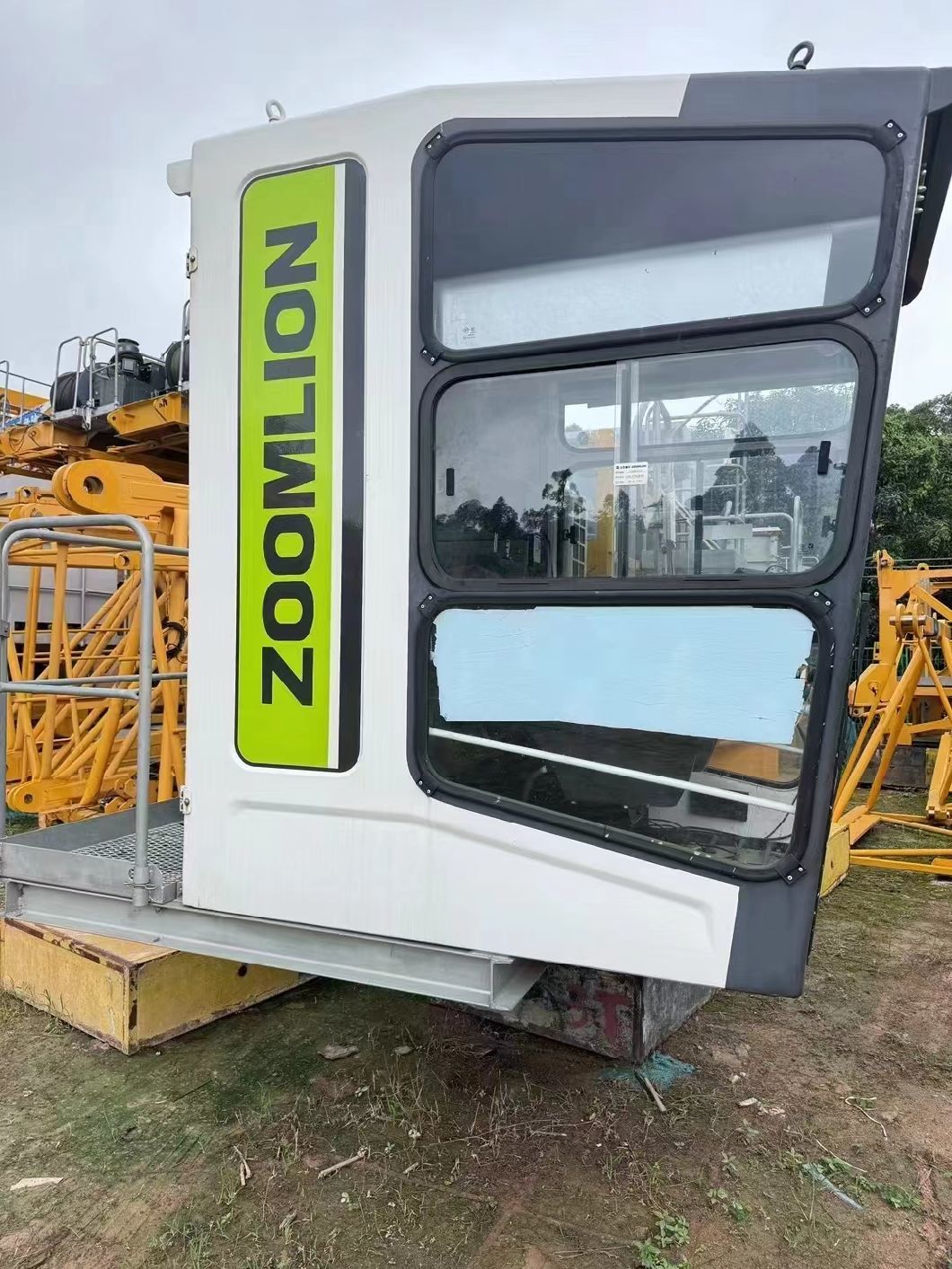 Sell Used Zoomlion Tower Crane Standard Height