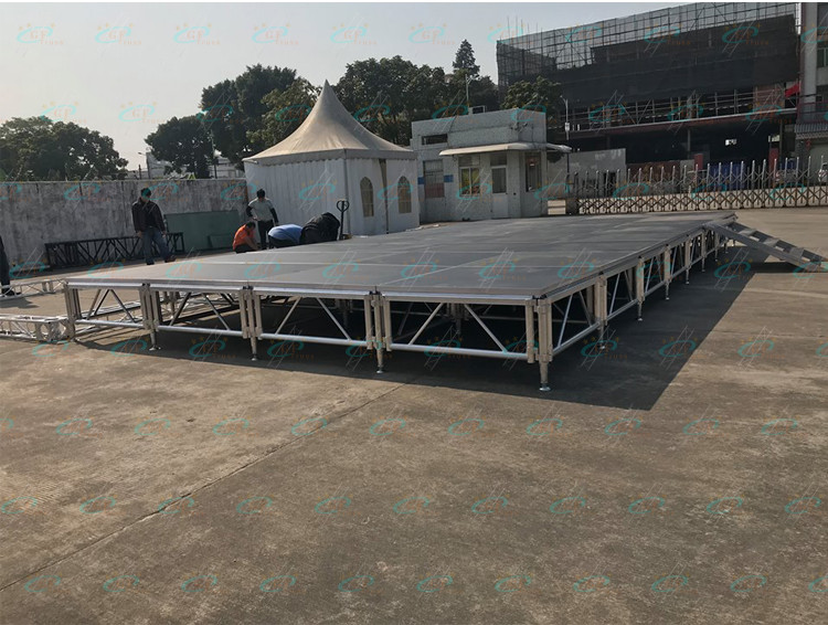 1.22M*1.22M Aluminum Stage Platform Outdoor Event Stage 4ft By 4ft Podium Stage