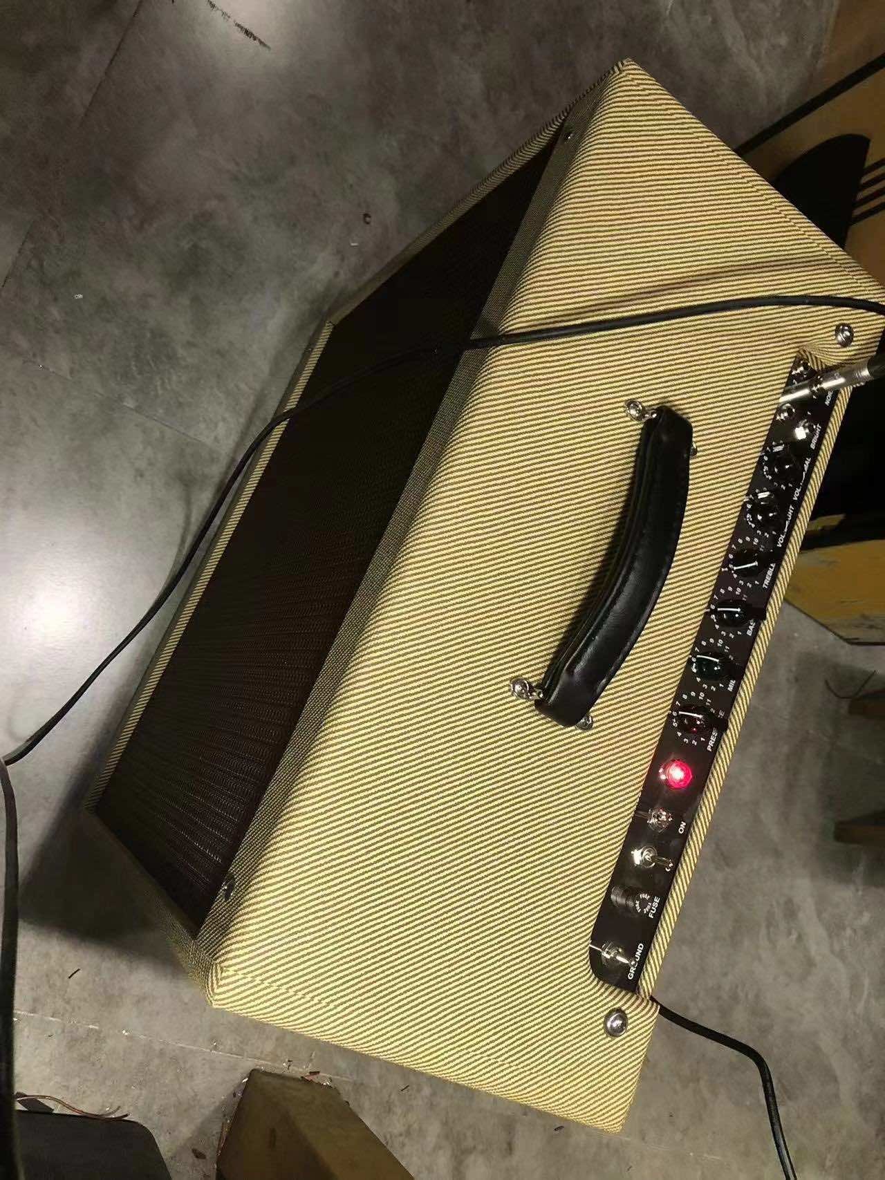 Custom Built '59 Fender Clone Tweed Bassman Head