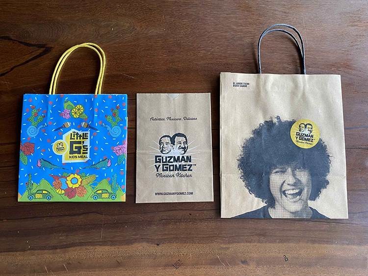 Eco Friendly Carrier White Black Kraft Paper Shopping Bags With Logo