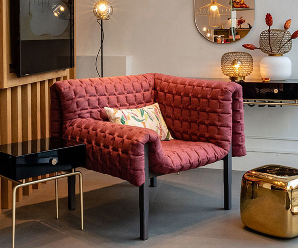 Accent Single Seater Armchair Cuddle One Seater Couch Leather Red Pink Blue