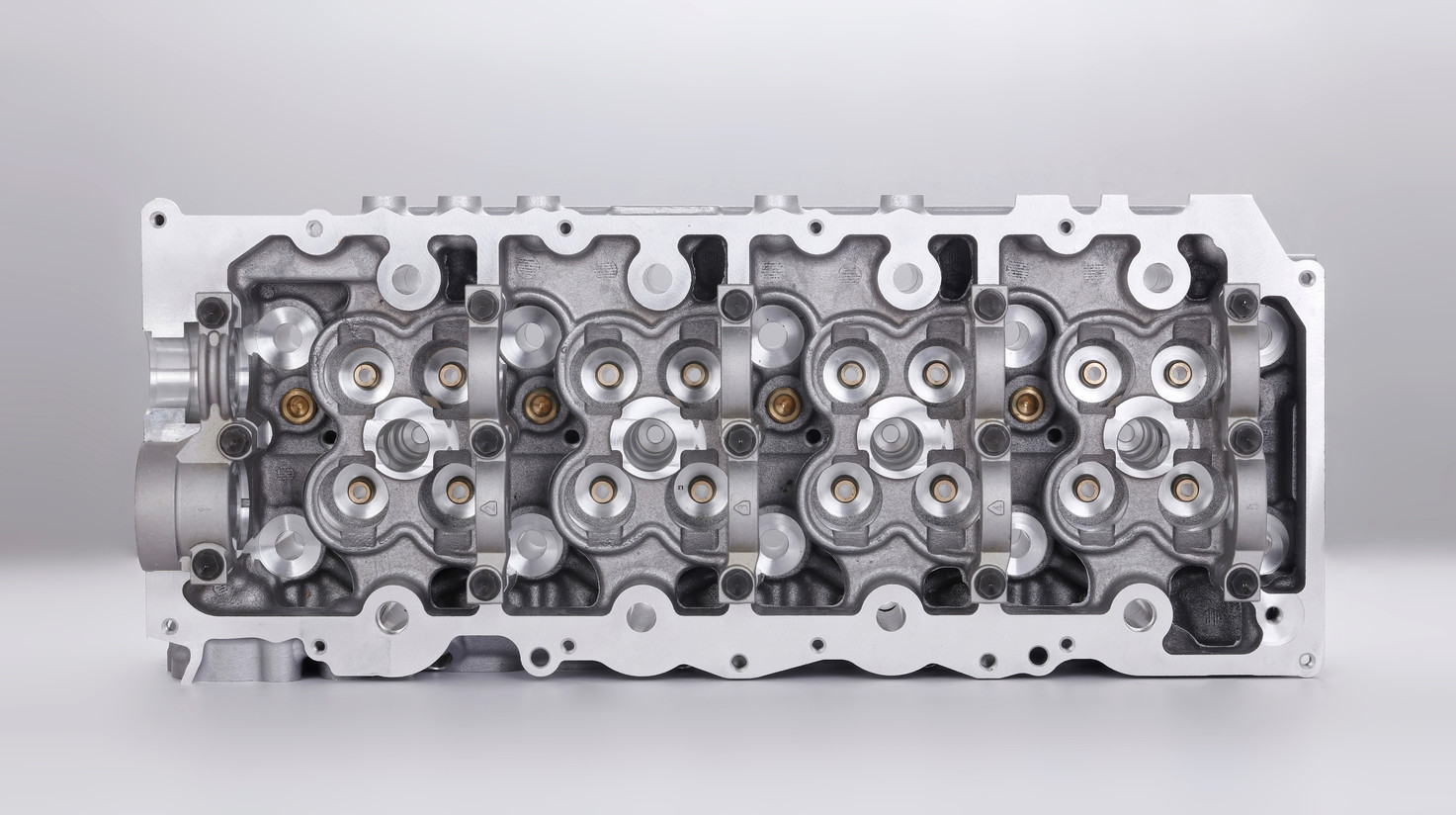 TOYOTA 2KD-FTV Diesel Engine Cylinder Head OEM 11101-30040 Engine Accessories