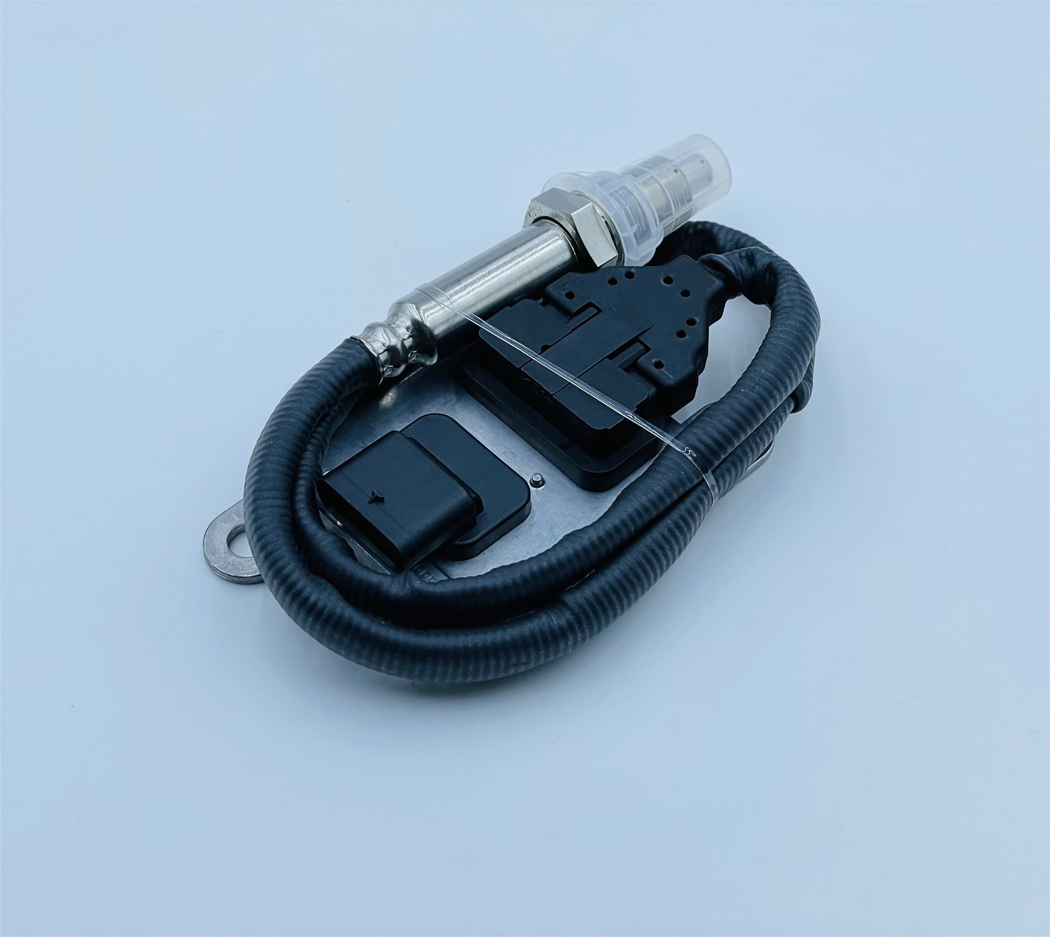 24V Nitrogen Oxygen NOx Sensor For Cummins OEM 5WK96713