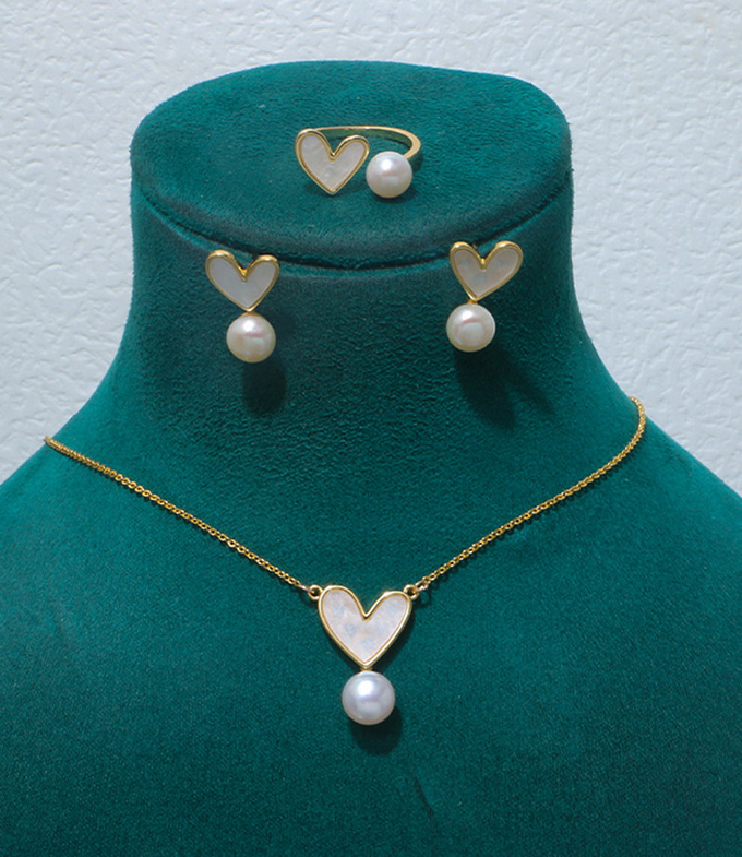 Natural Pearl Shell Chokers Necklace Heart Shape 925 Sterling Silver Necklace Shell Earring Ring Jewelry for Women Gift