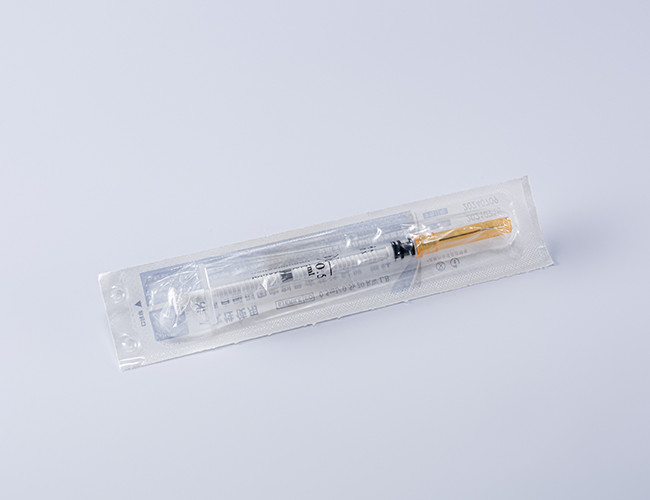 Medical 0.5 Ml Auto Disable Syringe With Vaccines Injection Needle