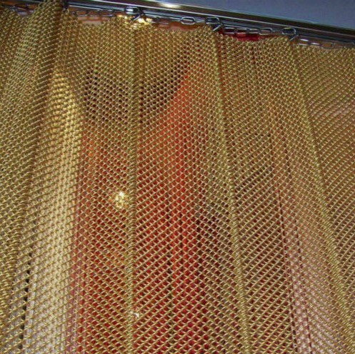 Metal 1.5mm 2.0mm Spiral Chain Link Door Curtain