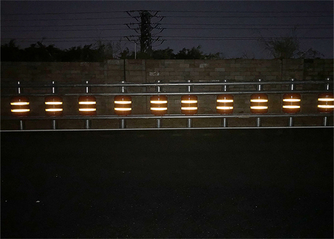 Rolling Guardrail Barrier Q235 Hot Dip Galvanizing 4