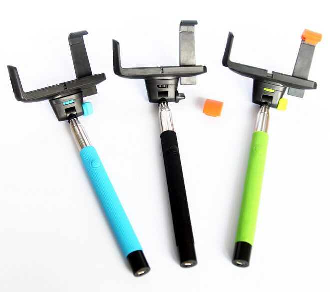 Bluetooth selfie monopad for Android and iOS phones