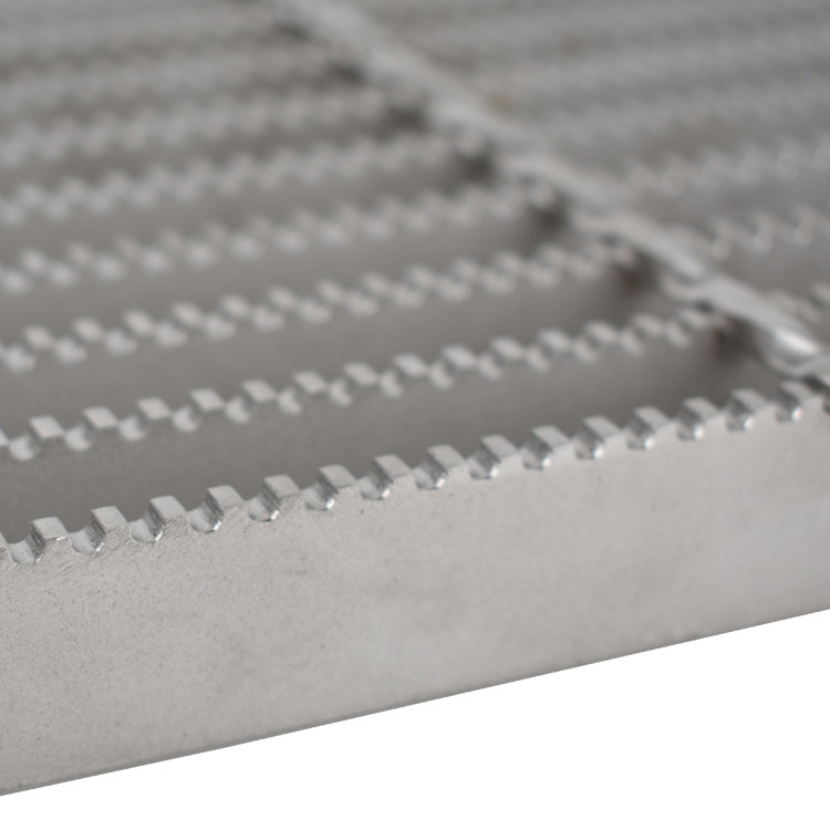 Galvanized Steel Grating Product / Galvanized Serrated Floor Steel Grating