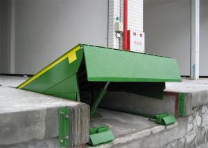 China Green Standard Type Hydraulic Dock Leveler , Loading Dock Levelers on sale