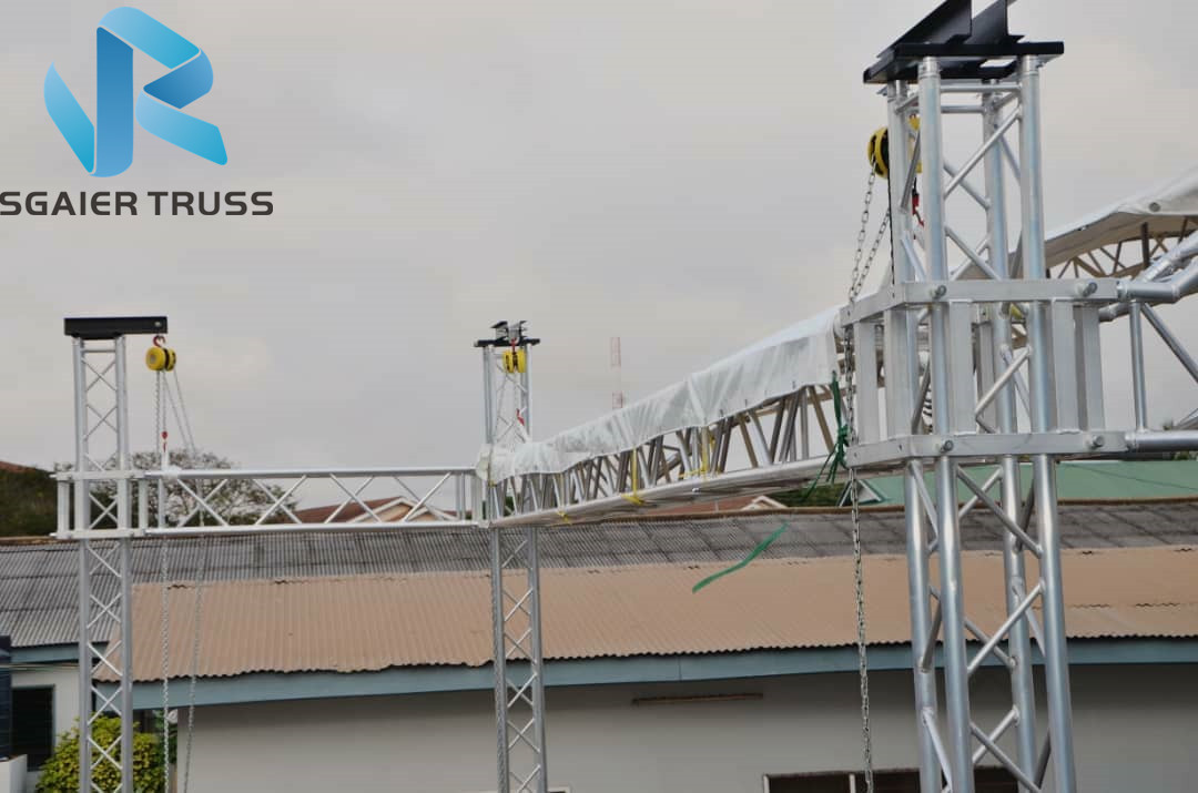 Water Proof Aluminum Roof Truss 400 * 600mm Size For 18m Span Outdoor Events