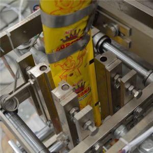 Vertical Tomato Sauce Filling Machine , 220V 60Hz Automatic Sauce Filling