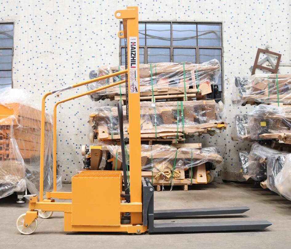 Non Polluting Warehouse Forklift , 1 Ton Counterbalance Manual Hydraulic Stacker