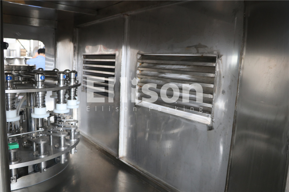 Round Bottle Automatic Water Filling System
